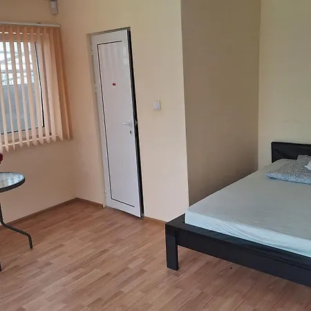 Only 4 Minutes From The Sea By Car Apartman *